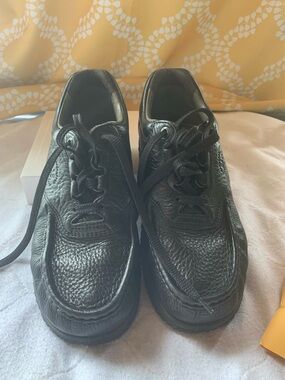 SAS Men's Black Pebbled Leather Slip-On Loafers size 8.5N excellent